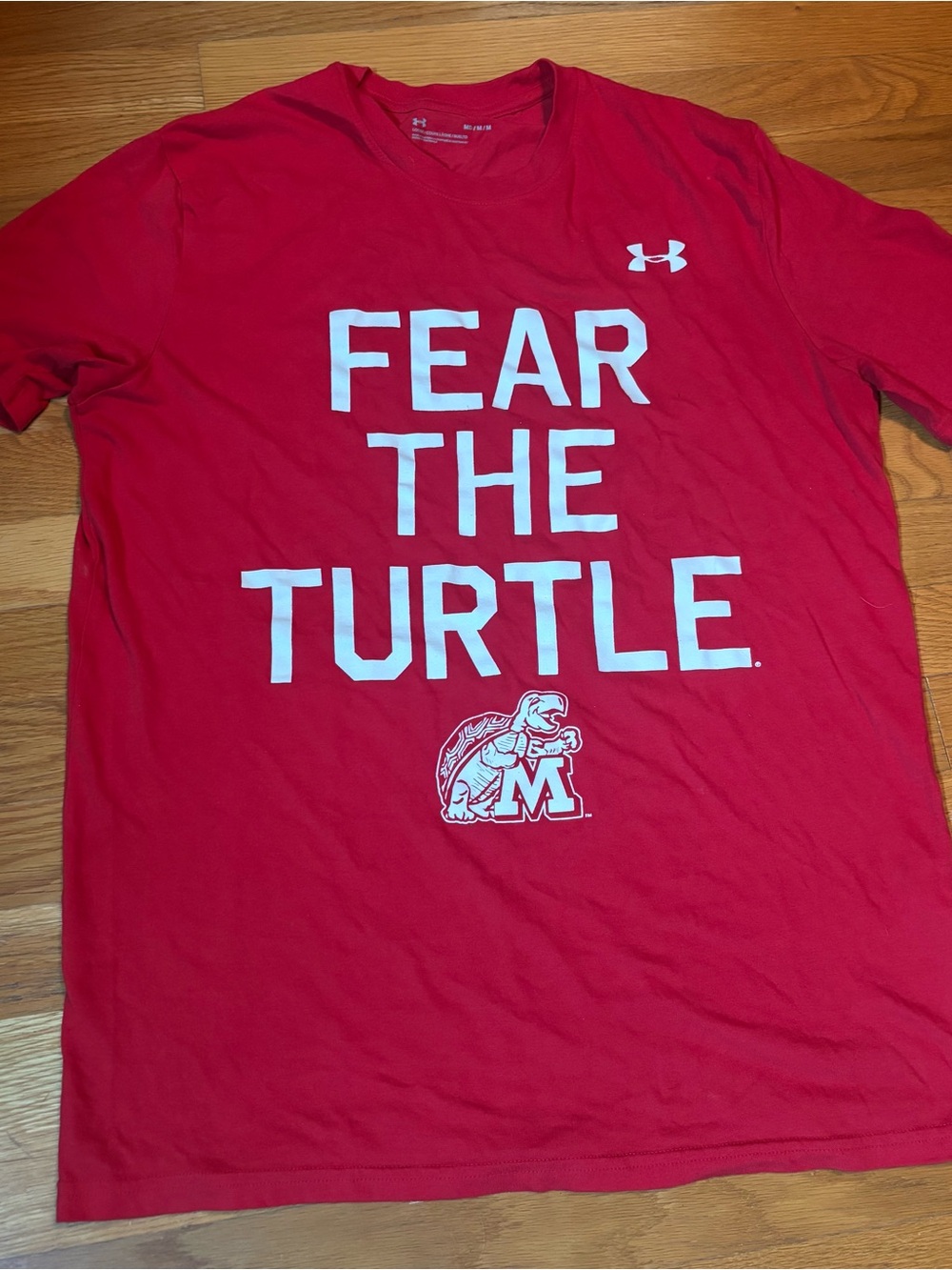 Under Armour Men’s Red 'Fear The Turtle' Graphic T‑Shirt